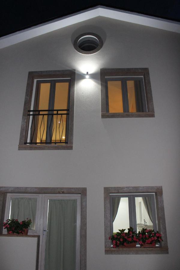 Le Canoniche Nel Matese Albergo Diffuso Сан-Массимо Экстерьер фото